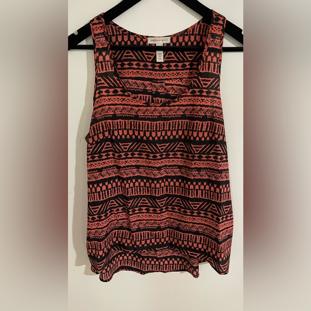 Tank Top & Camis